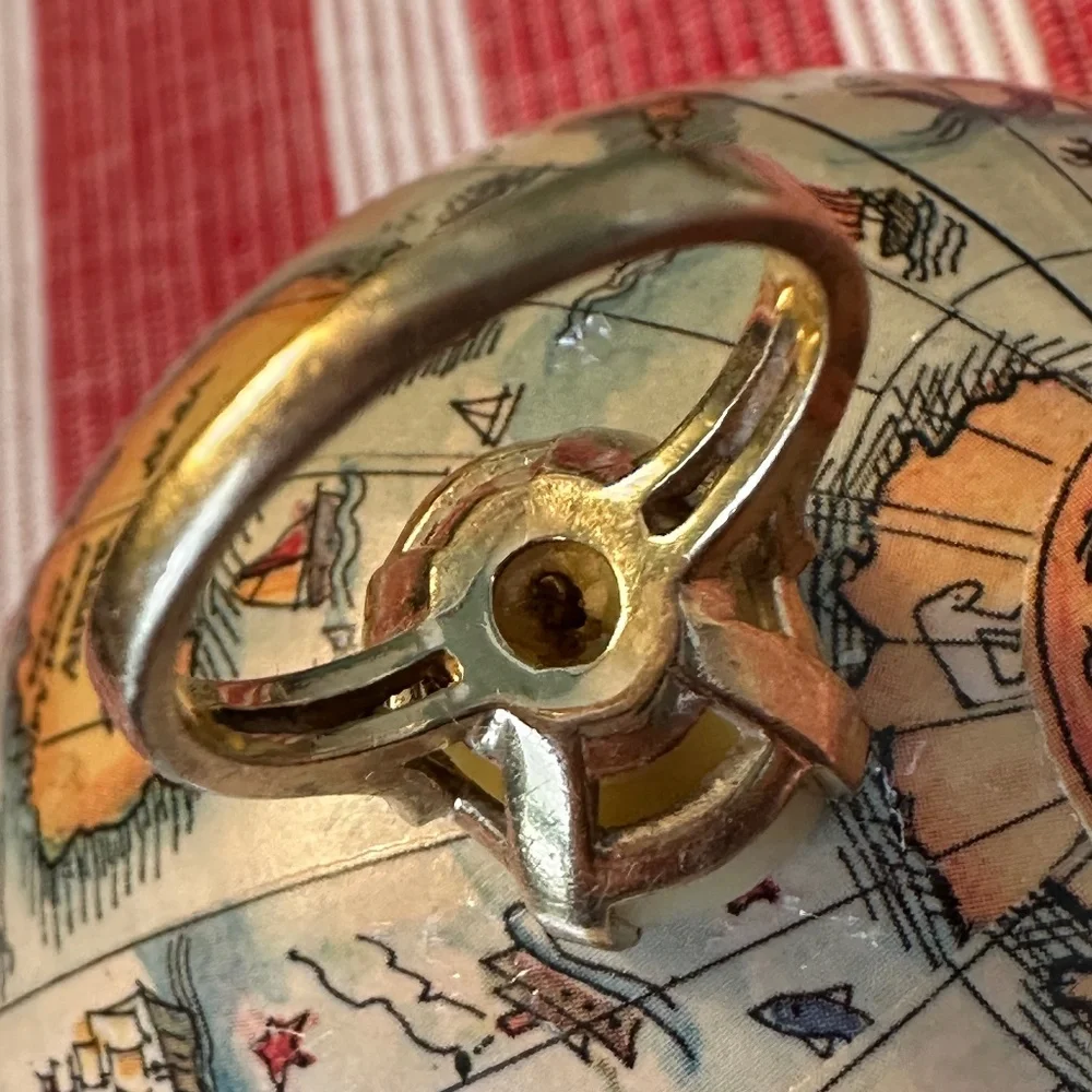 Antique Baby Beluga Whale Scrimshaw Tooth Ring WMS SZ 7 - Picture 8 of 16